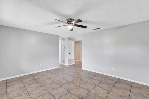 Villa ou maison à vendre à Orlando, Floride: 3 chambres, 149.85 m2 № 2386753 - photo 5