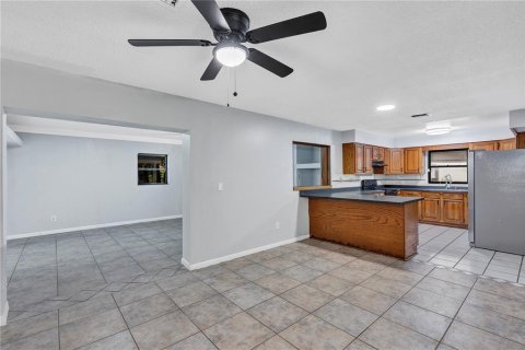 Villa ou maison à vendre à Orlando, Floride: 3 chambres, 149.85 m2 № 2386753 - photo 8