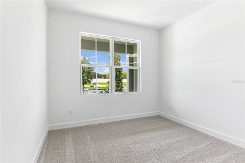 House in Tavares, Florida 5 bedrooms, 260.13 sq.m. № 2205584 - photo 3
