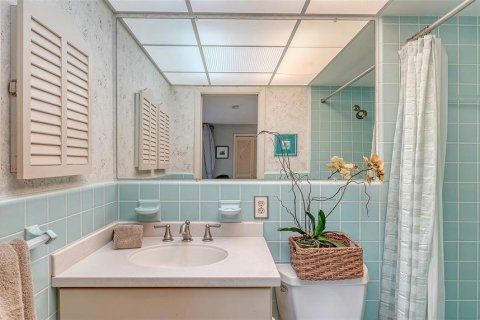 Copropriété à vendre à Longboat Key, Floride: 2 chambres, 115.29 m2 № 2430920 - photo 18