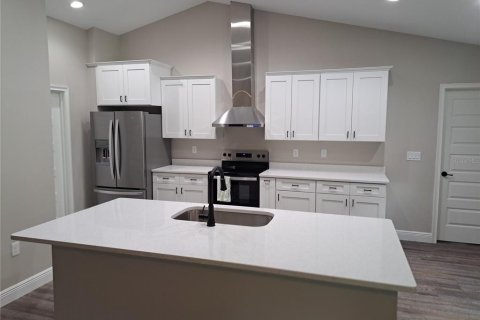 House in Citrus Springs, Florida 3 bedrooms, 165.37 sq.m. № 2151634 - photo 12