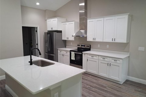 House in Citrus Springs, Florida 3 bedrooms, 165.37 sq.m. № 2151634 - photo 10