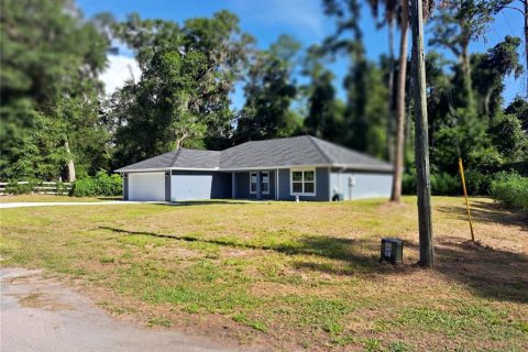 House in Citrus Springs, Florida 3 bedrooms, 165.37 sq.m. № 2151634 - photo 4