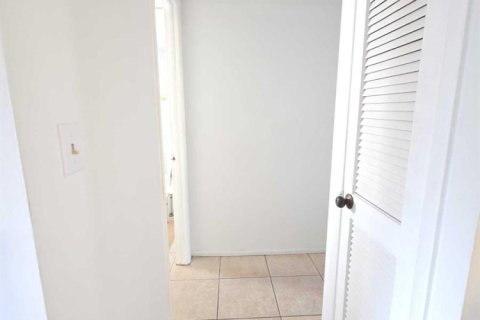 Copropriété à vendre à Sunrise, Floride: 1 chambre, 59.46 m2 № 2249683 - photo 16