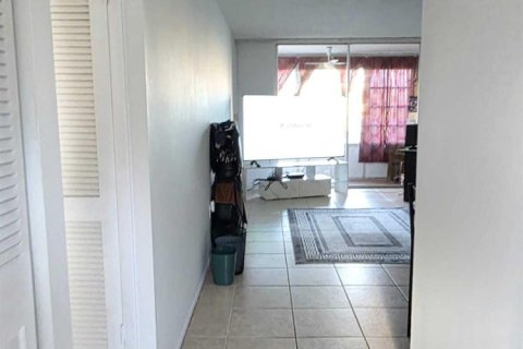 Copropriété à vendre à Sunrise, Floride: 1 chambre, 59.46 m2 № 2249683 - photo 10