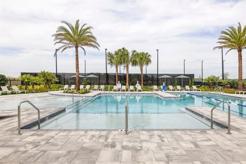 Casa en venta en Apopka, Florida, 4 dormitorios, 257.15 m2 № 1881369 - foto 16