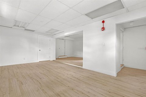 Immobilier commercial à louer à Tampa, Floride: 144.93 m2 № 2306489 - photo 23