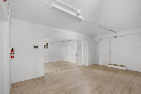 Immobilier commercial à louer à Tampa, Floride: 144.93 m2 № 2306489 - photo 20