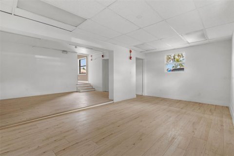 Immobilier commercial à louer à Tampa, Floride: 144.93 m2 № 2306489 - photo 22