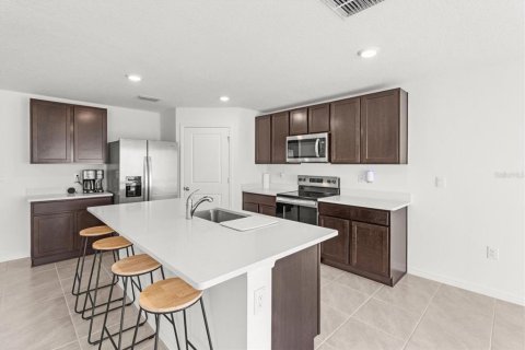 Casa en alquiler en Ocala, Florida, 5 dormitorios, 242.01 m2 № 1807484 - foto 4