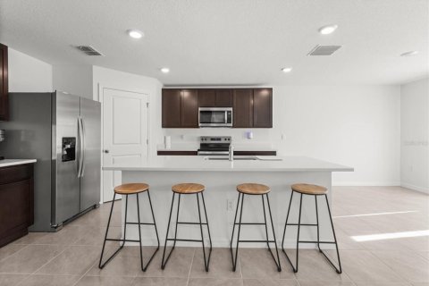 Casa en alquiler en Ocala, Florida, 5 dormitorios, 242.01 m2 № 1807484 - foto 3