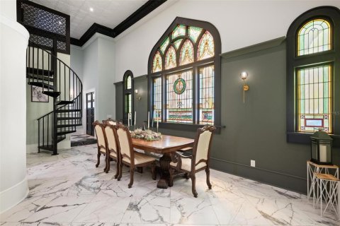 Casa en venta en Tarpon Springs, Florida, 4 dormitorios, 491.36 m2 № 1591703 - foto 17