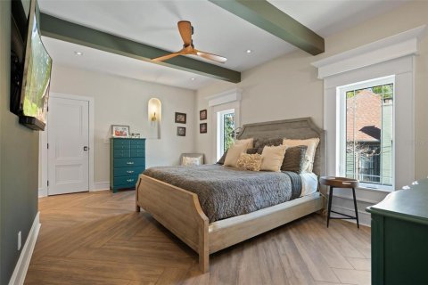 Casa en venta en Tarpon Springs, Florida, 4 dormitorios, 491.36 m2 № 1591703 - foto 25