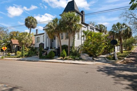 Casa en venta en Tarpon Springs, Florida, 4 dormitorios, 491.36 m2 № 1591703 - foto 5
