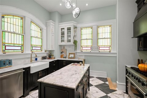 Casa en venta en Tarpon Springs, Florida, 4 dormitorios, 491.36 m2 № 1591703 - foto 12