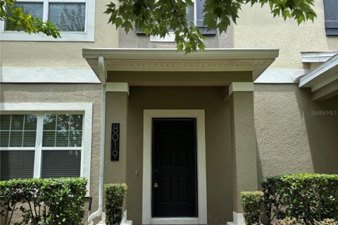 Townhouse in Winter Garden, Florida 3 bedrooms, 157.56 sq.m. № 2201489 - photo 2