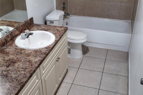 Снять в аренду квартиру в Катлер-Бей, Флорида 1 спальня, 60.39м2, № 2025640 - фото 12