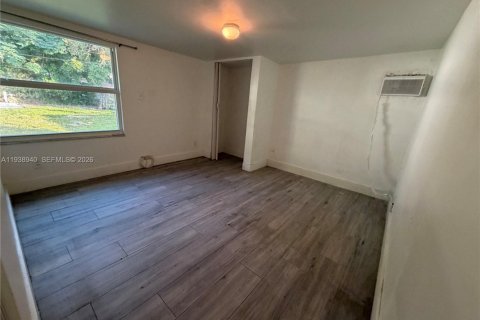 Apartment in Fort Lauderdale, Florida 1 bedroom, 169.45 sq.m. № 1996724