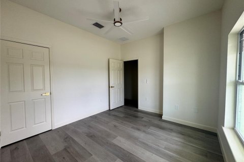 Снять в аренду квартиру в Энглвуд, Флорида 5 комнат, 130.06м2, № 1805090 - фото 14