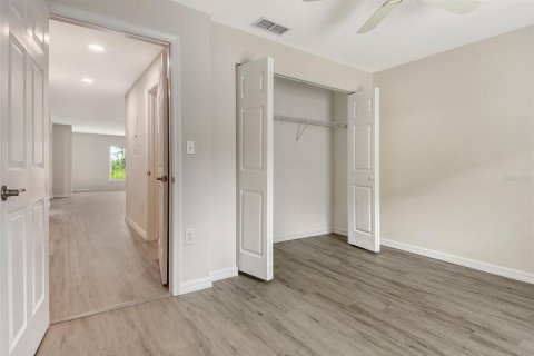 Copropriété à vendre à Sarasota, Floride: 2 chambres, 123.93 m2 № 1689760 - photo 25