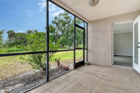 Copropriété à vendre à Sarasota, Floride: 2 chambres, 123.93 m2 № 1689760 - photo 10