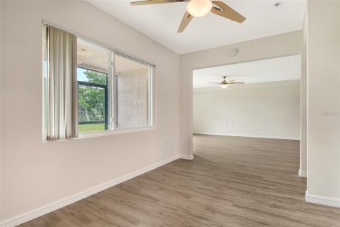 Copropriété à vendre à Sarasota, Floride: 2 chambres, 123.93 m2 № 1689760 - photo 13