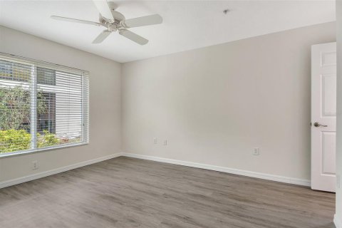 Copropriété à vendre à Sarasota, Floride: 2 chambres, 123.93 m2 № 1689760 - photo 19
