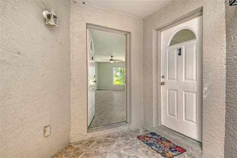 Copropriété à vendre à Sarasota, Floride: 2 chambres, 123.93 m2 № 1689760 - photo 3