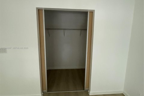 Touwnhouse à louer à West Palm Beach, Floride: 2 chambres, 124.4 m2 № 2001218 - photo 3