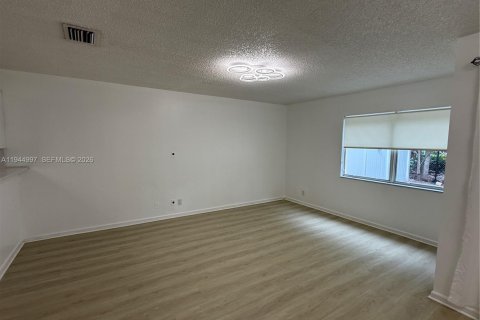 Touwnhouse à louer à West Palm Beach, Floride: 2 chambres, 124.4 m2 № 2001218 - photo 25