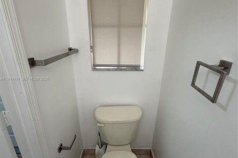 Touwnhouse à louer à West Palm Beach, Floride: 2 chambres, 124.4 m2 № 2001218 - photo 9