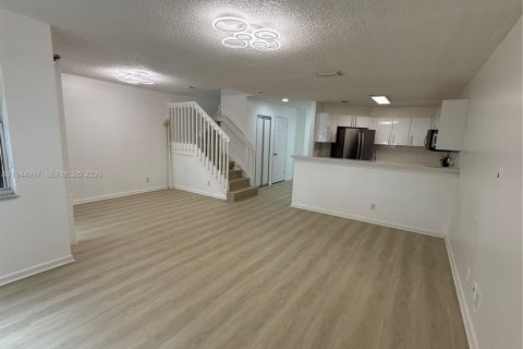 Touwnhouse à louer à West Palm Beach, Floride: 2 chambres, 124.4 m2 № 2001218 - photo 12