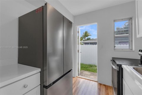 Apartment in Hollywood, Florida 1 bedroom, 57.41 sq.m. № 2082958 - photo 13