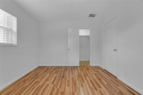 Apartment in Hollywood, Florida 1 bedroom, 57.41 sq.m. № 2082958 - photo 21