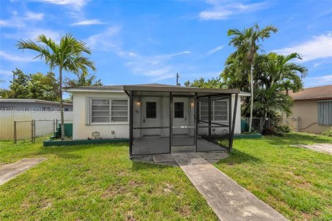 Apartment in Hollywood, Florida 1 bedroom, 57.41 sq.m. № 2082958 - photo 5