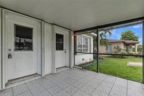 Apartment in Hollywood, Florida 1 bedroom, 57.41 sq.m. № 2082958 - photo 24