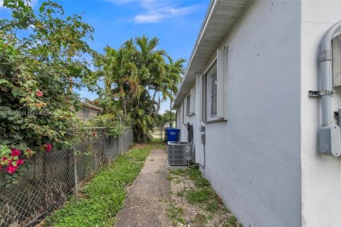 Apartment in Hollywood, Florida 1 bedroom, 57.41 sq.m. № 2082958 - photo 30