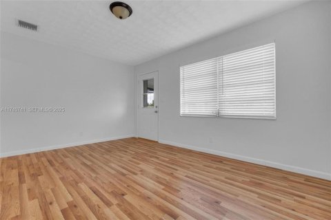 Apartment in Hollywood, Florida 1 bedroom, 57.41 sq.m. № 2082958 - photo 6