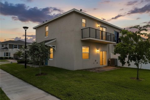 Купить таунхаус в Хомстед, Флорида 4 спальни, 163.23м2, № 2032890 - фото 3