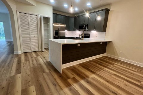 Condominio en Lutz, Florida, 2 dormitorios  № 2294674