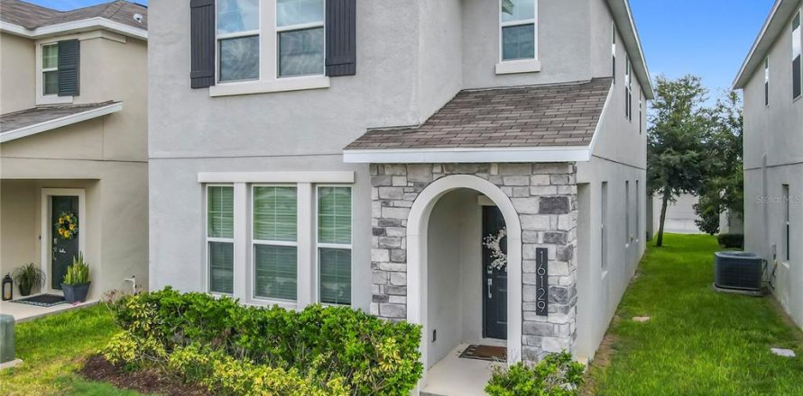 House in Winter Garden, Florida 4 bedrooms, 229.93 sq.m. № 1881122