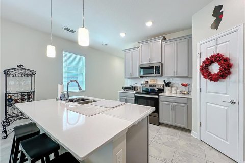 House in Winter Garden, Florida 4 bedrooms, 229.93 sq.m. № 1881122 - photo 7