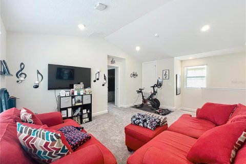 House in Winter Garden, Florida 4 bedrooms, 229.93 sq.m. № 1881122 - photo 15
