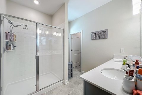 House in Winter Garden, Florida 4 bedrooms, 229.93 sq.m. № 1881122 - photo 13