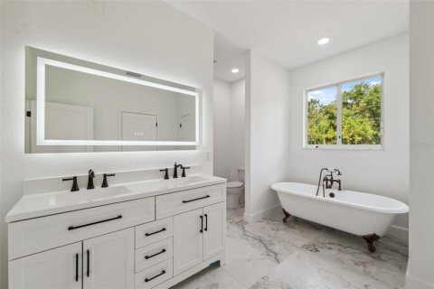 Villa ou maison à vendre à Brooksville, Floride: 4 chambres, 215.63 m2 № 1790036 - photo 27