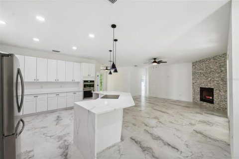 Villa ou maison à vendre à Brooksville, Floride: 4 chambres, 215.63 m2 № 1790036 - photo 19