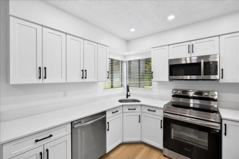 Villa ou maison à vendre à Palm Coast, Floride: 3 chambres, 133.13 m2 № 2408497 - photo 17