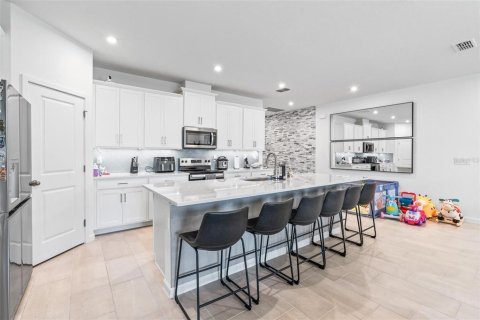 Villa ou maison à vendre à Clermont, Floride: 4 chambres, 204.57 m2 № 1823080 - photo 5