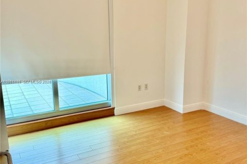 Condo in Aventura, Florida, 2 bedrooms  № 2054022 - photo 15