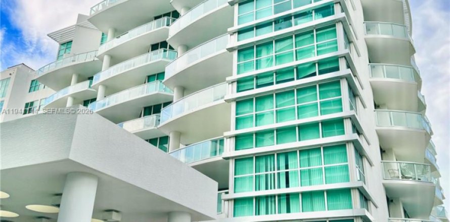 Condo in Aventura, Florida, 2 bedrooms  № 2054022